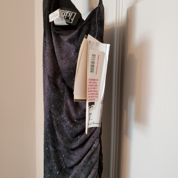 City Triangles One Shoulder Beaded long dress - Picture 5 of 6